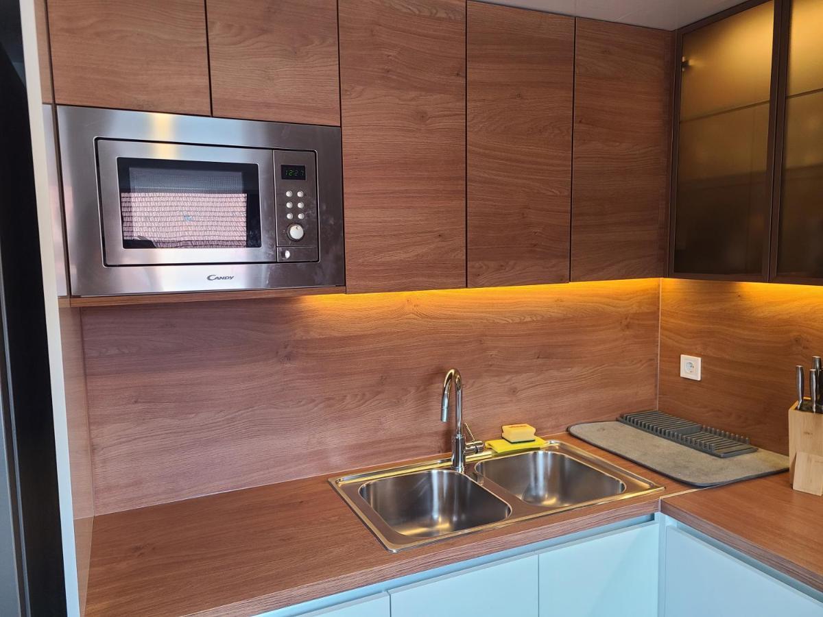 Modern 4-Star Luxury Apt - Wfh Ready, Free Parking Загреб Экстерьер фото